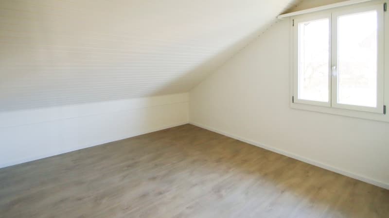 Appartement de 4.5 pièces rénové avec vue dégagée sur les Préalpes (12)