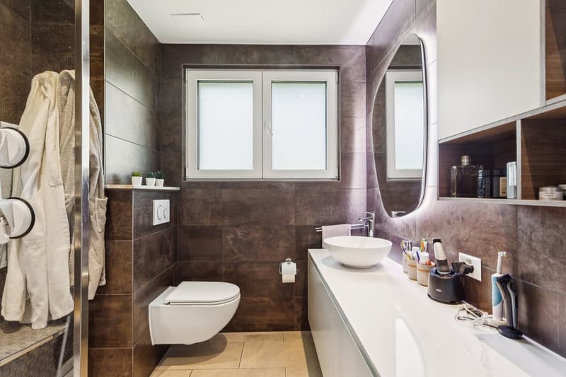 Un appartement rénové de 5.5 pièces au cœur de Villars-sur-Glâne (3)