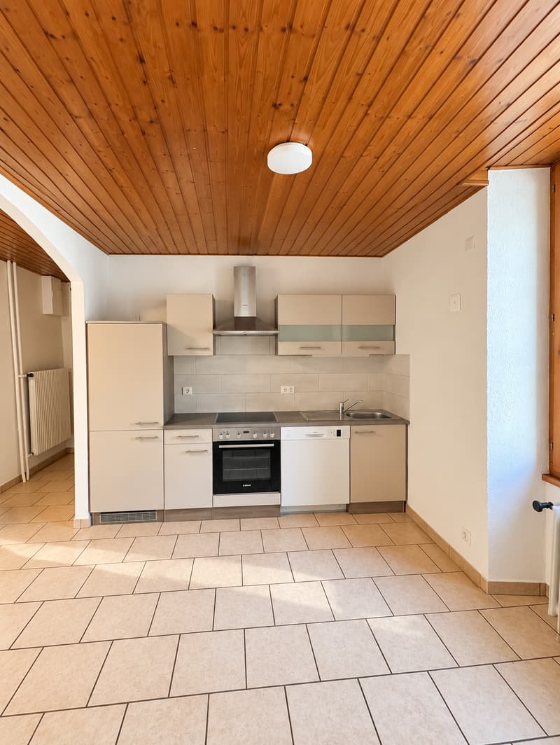 Un charmant 2.5 pièces au cœur de la Basse-Ville – Idéal pour habiter ou investir (4)