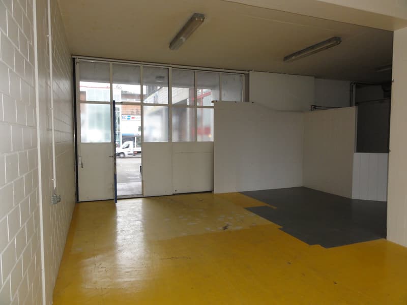 Commercial premises / warehouse for rent in Reinach BL (7)