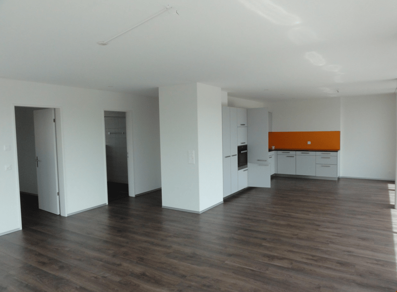 2.5-Zimmer-Dachwohnung mit 78m2 Dachterrasse (8)