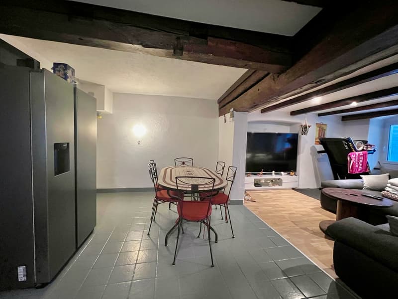 Rustic village house 140 m2 living space + large garden (6)