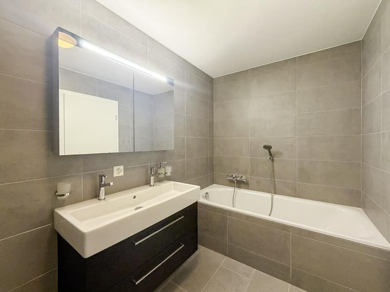 Rare for sale - 3.5 rooms in a quiet location in a unique natural setting (11)