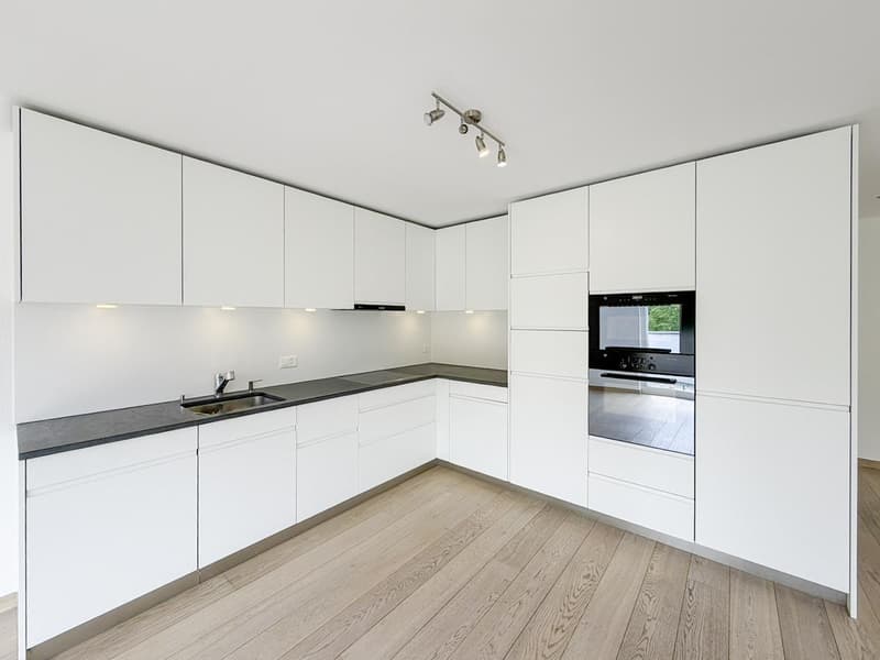 Rare for sale - 3.5 rooms in a quiet location in a unique natural setting (3)
