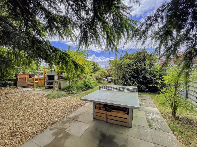 Rental property with 3 apartments and great development potential (7)