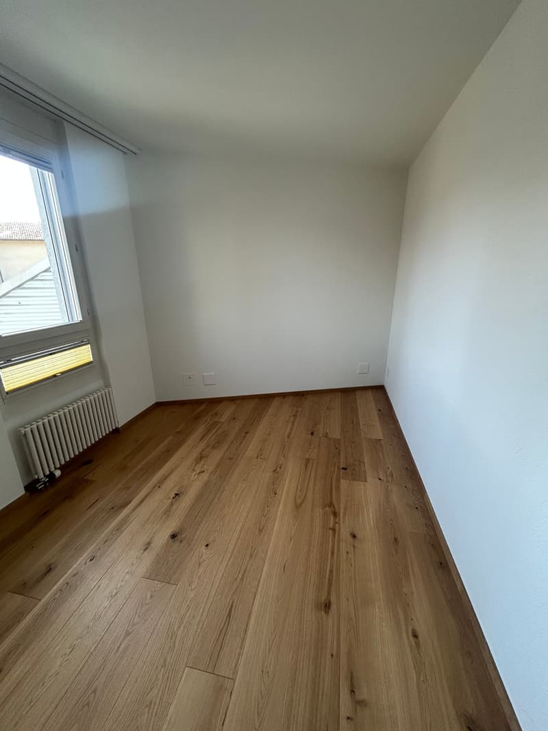 Appartamento di 4,5 locali appena ristrutturato con balcone nel cuore di Belp (15)