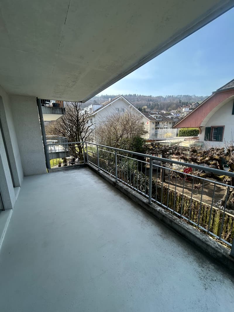 Appartamento di 4,5 locali appena ristrutturato con balcone nel cuore di Belp (8)