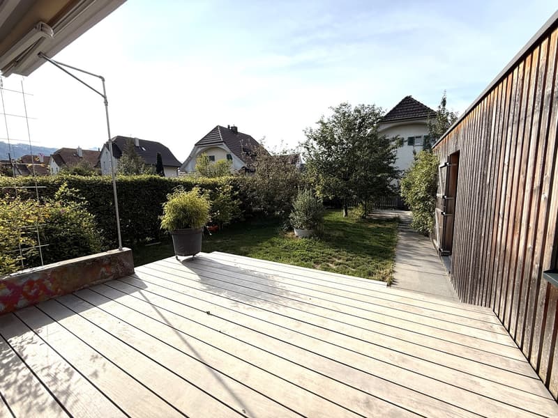 Stilvoll modernisiertes Doppeleinfamilienhaus mit hochwertigem Ausbau, Garten und viel Wohnqualität (10)