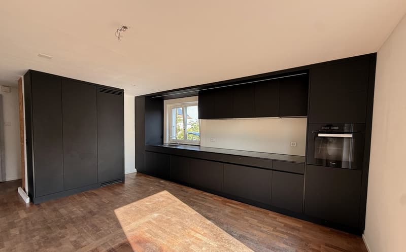 Stilvoll modernisiertes Doppeleinfamilienhaus mit hochwertigem Ausbau, Garten und viel Wohnqualität (3)