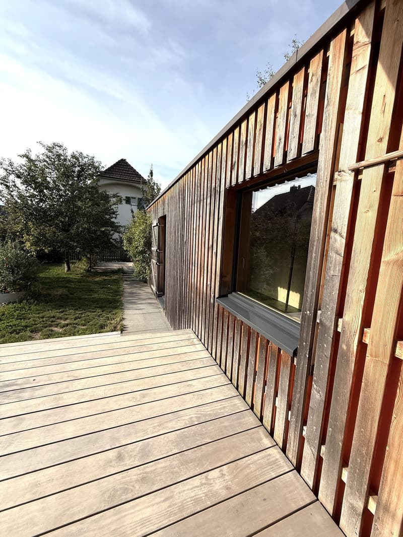 Stilvoll modernisiertes Doppeleinfamilienhaus mit hochwertigem Ausbau, Garten und viel Wohnqualität (15)