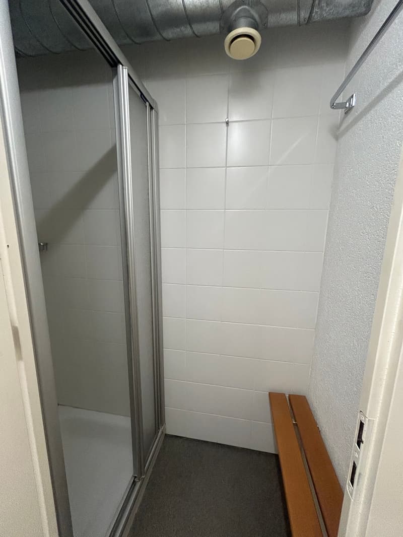Vielseitig nutzbare Räumlichkeiten an attraktiver Lage in Bern (12)