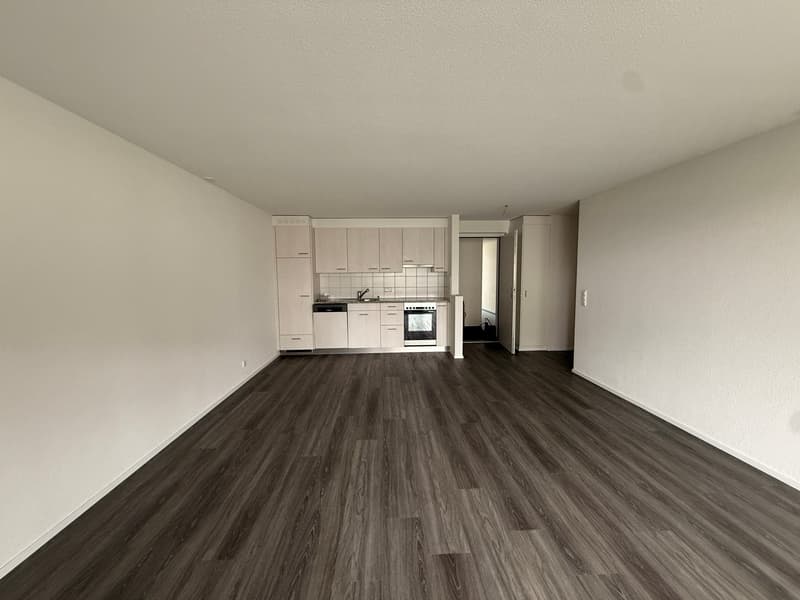 KEINE BESICHTIGUNGEN MEHR MÖGLICH - Helle 2-Zimmer-Wohnung (2)