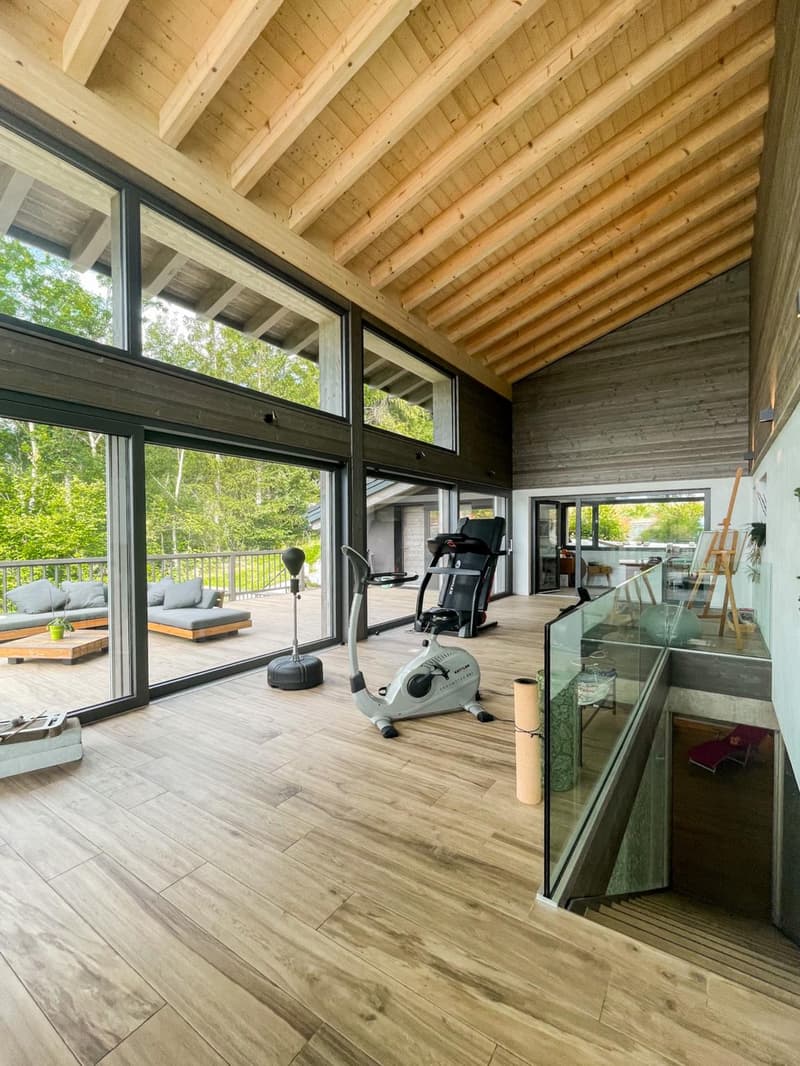 Exceptional Architect-Designed Chalet in the Heart of Nature with Pool and Panoramic View (1)