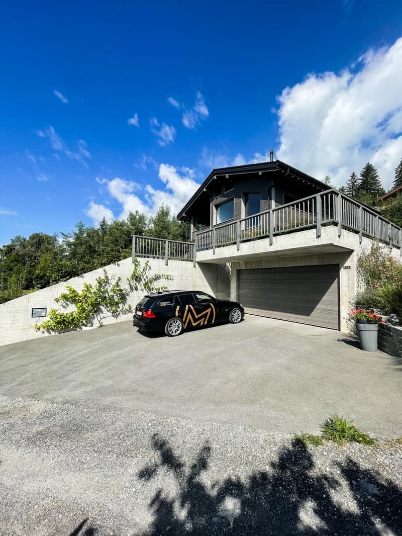 Exceptional Architect-Designed Chalet in the Heart of Nature with Pool and Panoramic View (6)