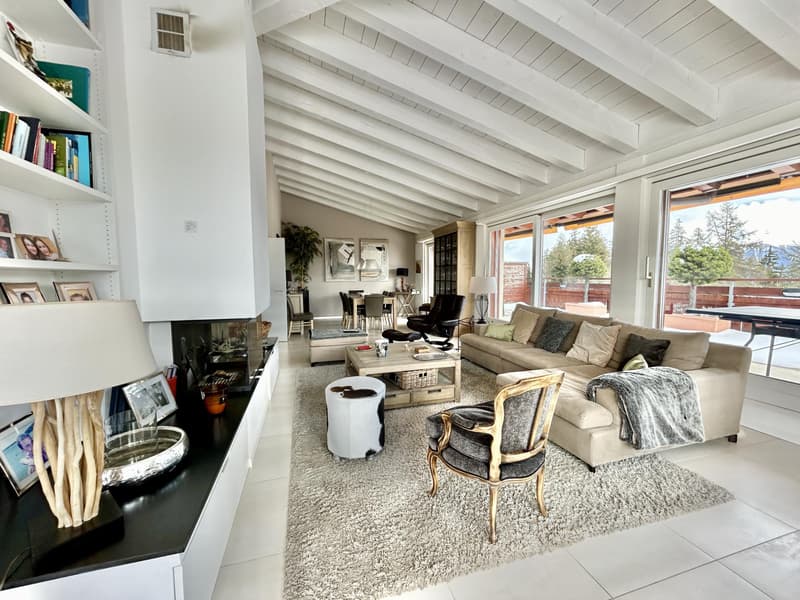 Raro: Elegante Attico-Duplex di Alto Livello nel Cuore di Crans-Montana (6)