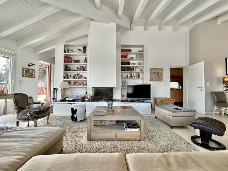 Raro: Elegante Attico-Duplex di Alto Livello nel Cuore di Crans-Montana (3)