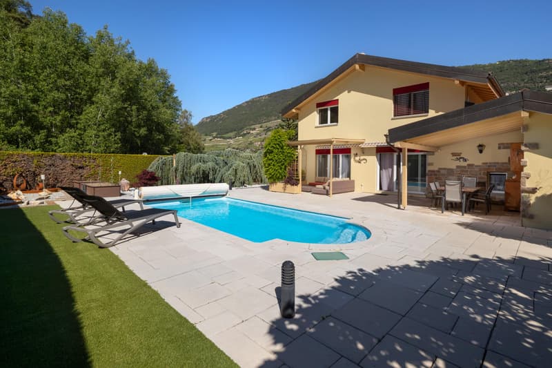 Elegant family villa with pool in Granges VS (5)