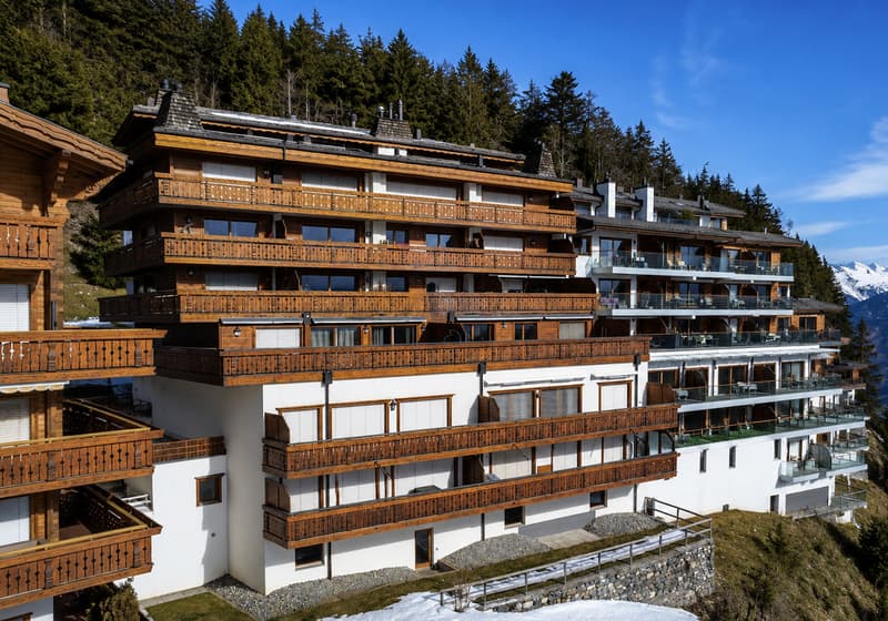 In the heart of Crans-Montana, Montana sector (12)