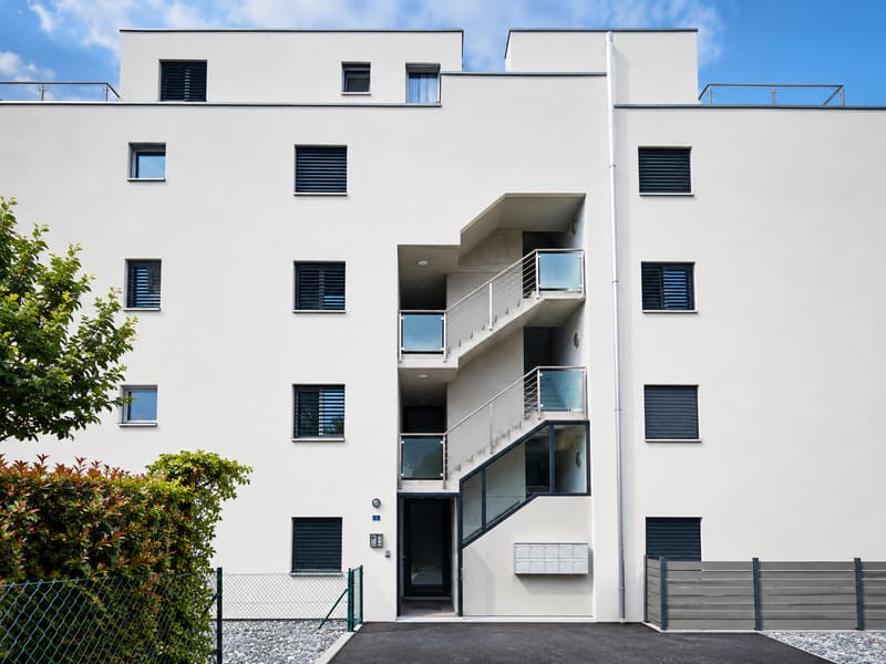 Magnifique appartement moderne 3,5 pièces avec grande terrasse à Sierre (6)