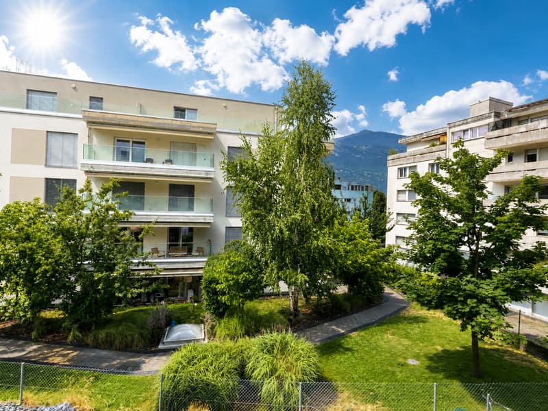 Magnifique appartement moderne 3,5 pièces avec grande terrasse à Sierre (8)