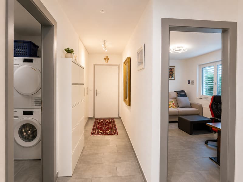 Magnifique appartement moderne 3,5 pièces avec grande terrasse à Sierre (5)