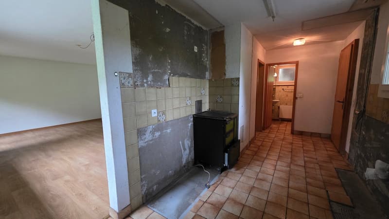 Charmantes Einfamilienhaus mit eigenem Wald (5)