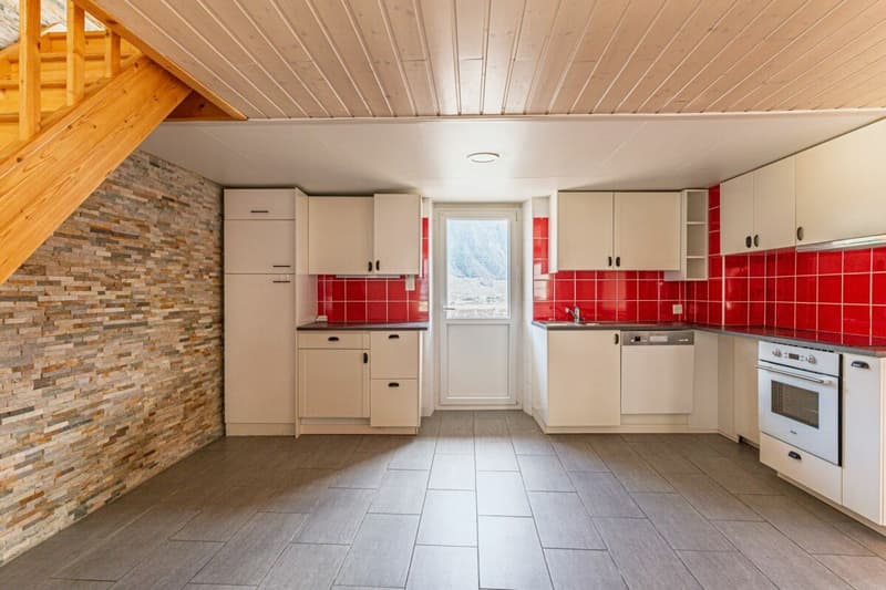 Appartamento 3p + soffitta in una casa indipendente... (12)