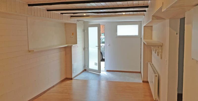 Rental income building in the city center (10)