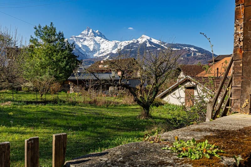 Casa di villaggio con 3 appartamenti (2)