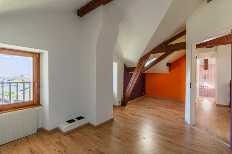 Casa di villaggio con 3 appartamenti (11)