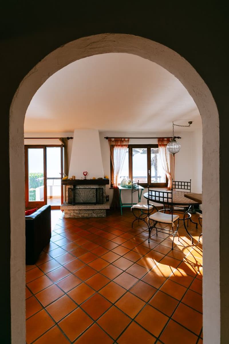 Maison avec vue spectaculaire à  Brissago, Tessin (5)