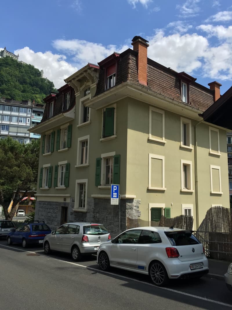 Charmant appartement sous les toits de 2.5 pièces à Montreux (3)