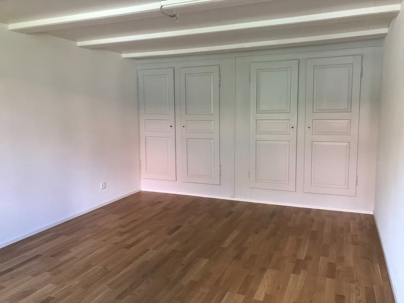Schlafzimmer mit Einbauschränken