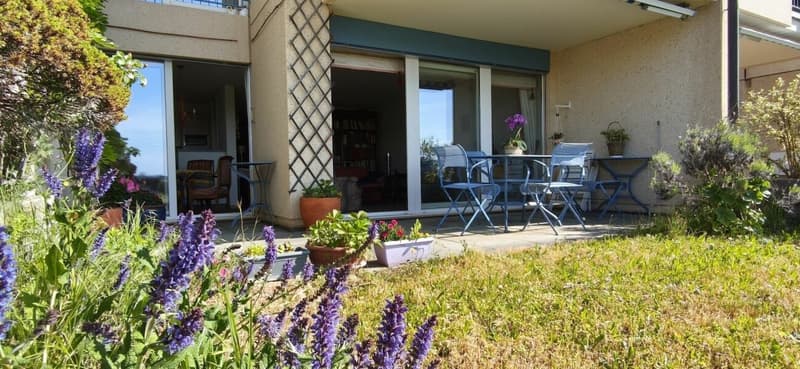 Wohnung mit 2.5 Zimmern, Terrasse und Garten (3)