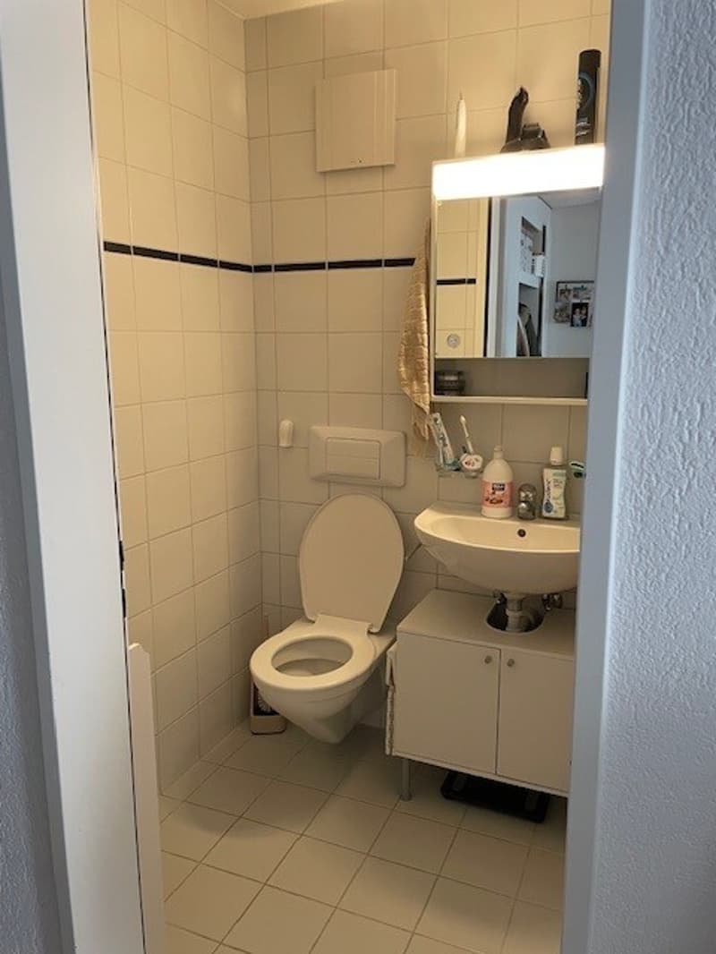 Bad_mit_Dusche.jpg
