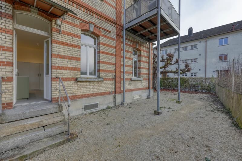 Exklusive 3.5-Zimmer-Gartenwohnung - Historischer Charme trifft modernen Wohnluxus (8)