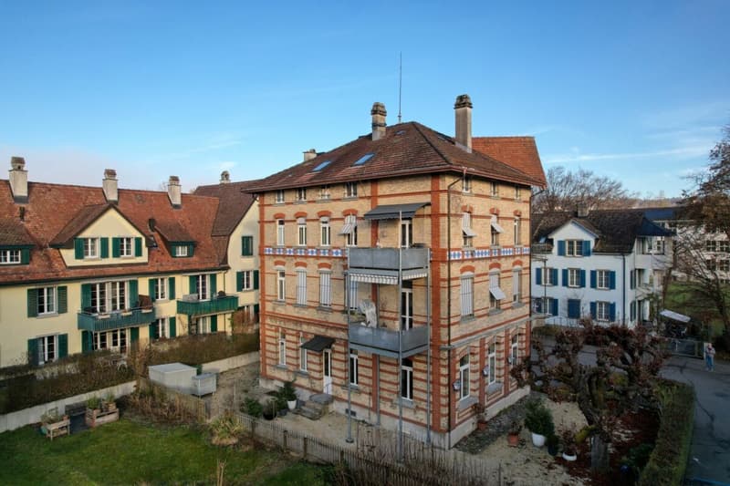 Exklusive 3.5-Zimmer-Gartenwohnung - Historischer Charme trifft modernen Wohnluxus (9)
