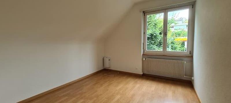 Ampio appartamento con vista sul Gurten (11)