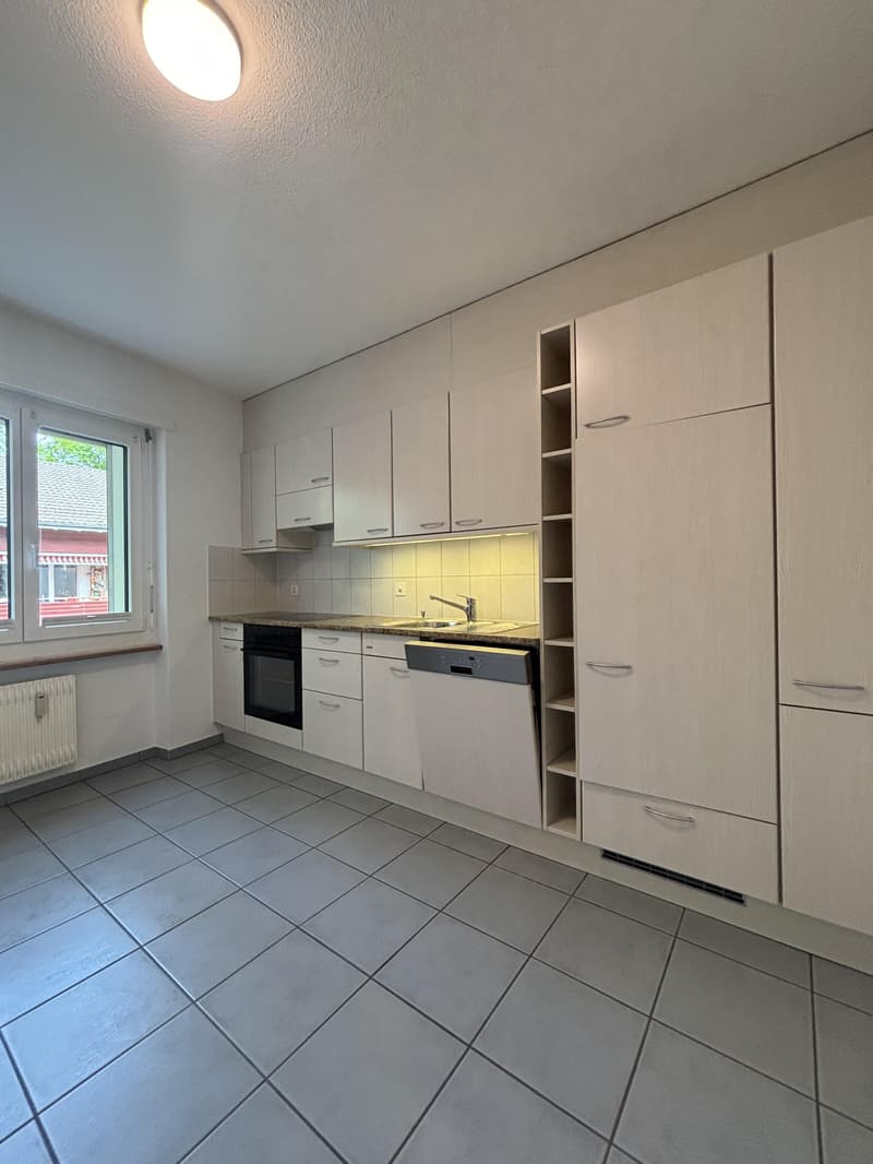 Bright city apartment in a popular location in the Murifeld quarter (3)