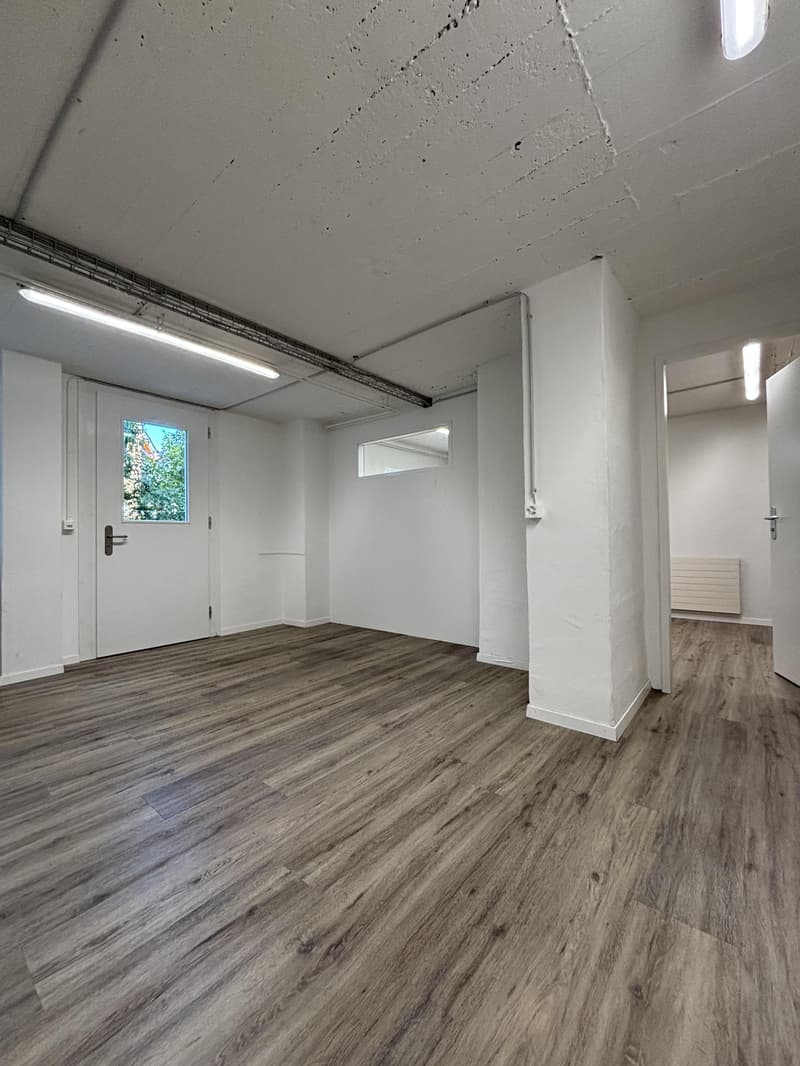 Versatile commercial space with 132 m² (9)