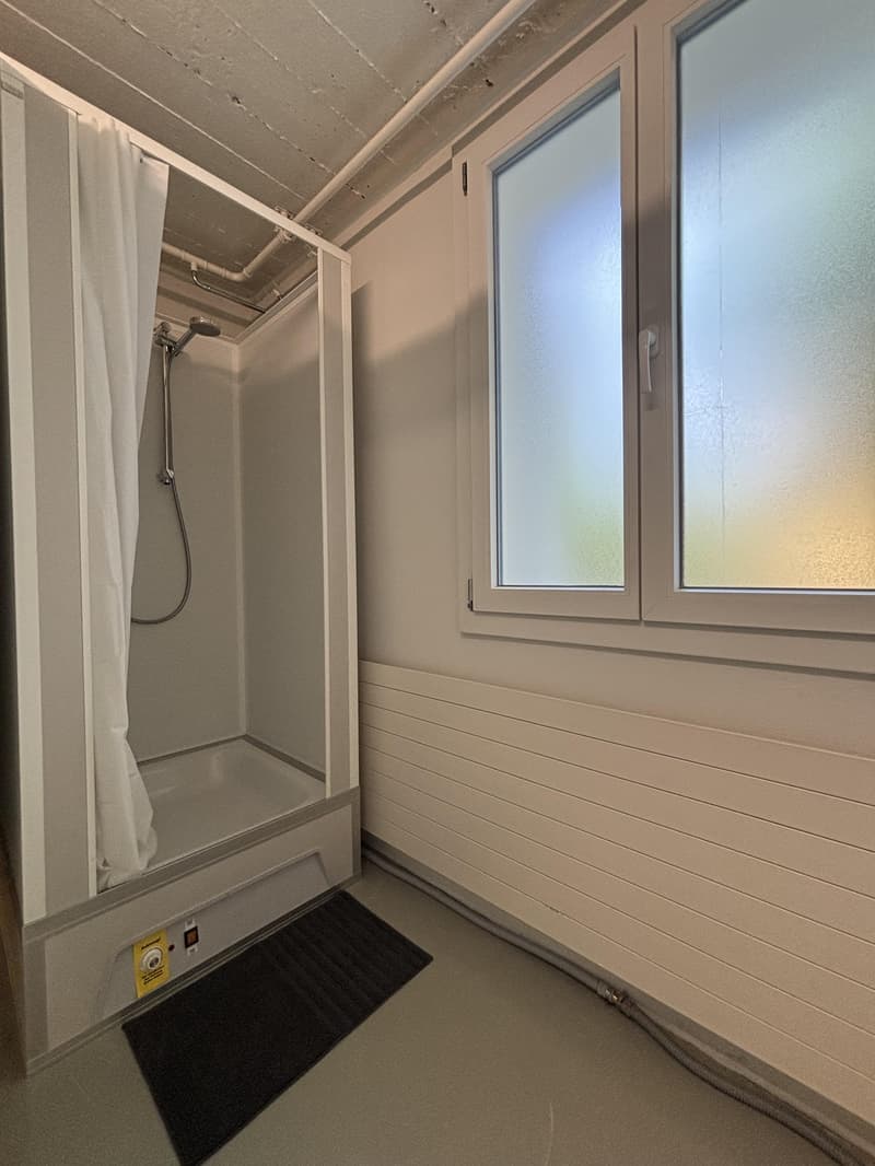 Versatile commercial space with 132 m² (7)