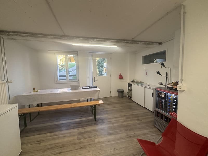 Espace commercial polyvalent de 132 m² (5)