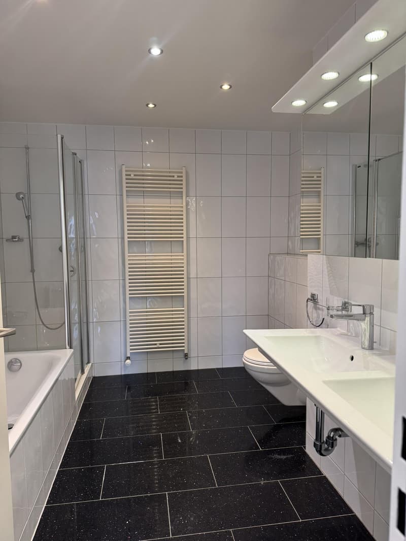 Bright 5.5-room apartment in Muri near Bern (9)