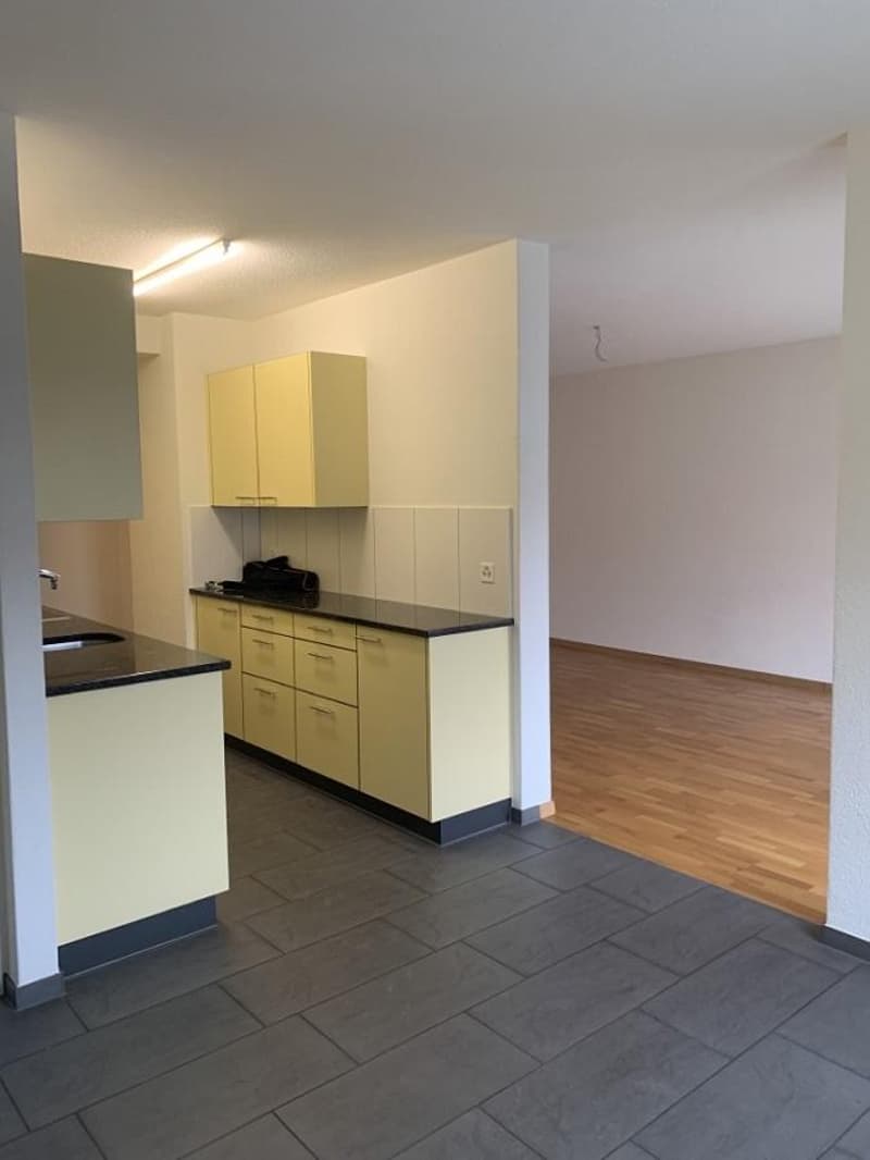 Gemütliche 4.5 Zimmerwohnung in Ostermundigen (2)