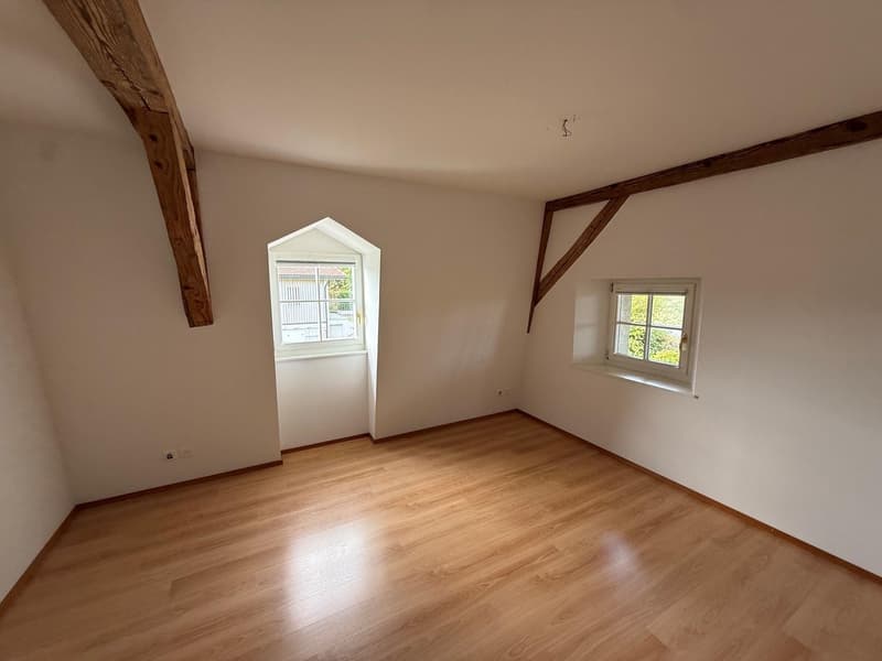 Charmante Dachwohnung in Wabern (4)