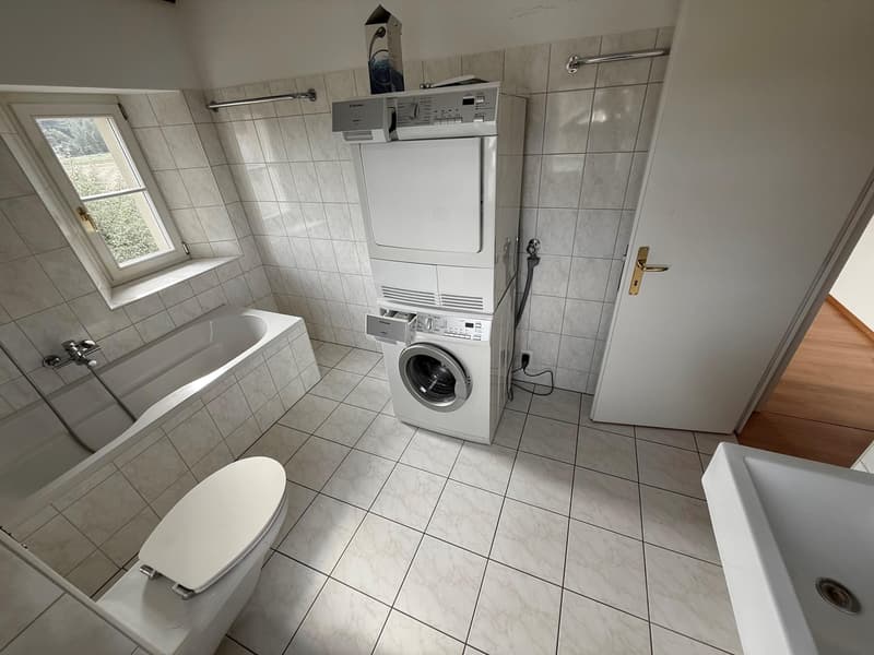 Charmante Dachwohnung in Wabern (8)