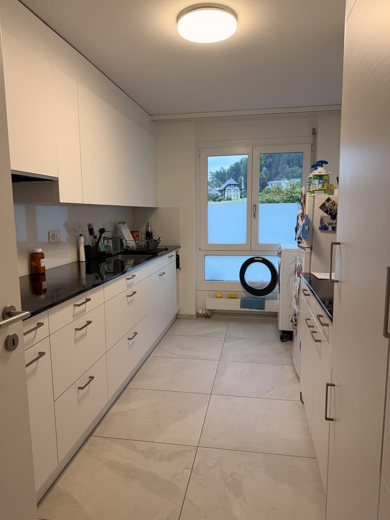Bello appartamento 4.5 locali a Ittigen (3)