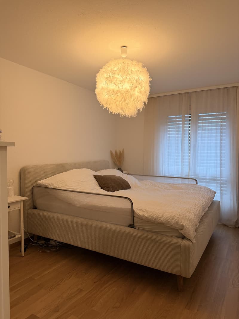 Bello appartamento 4.5 locali a Ittigen (4)