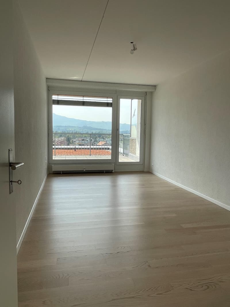 Wohnen mit Panoramablick über Heimberg! (7)