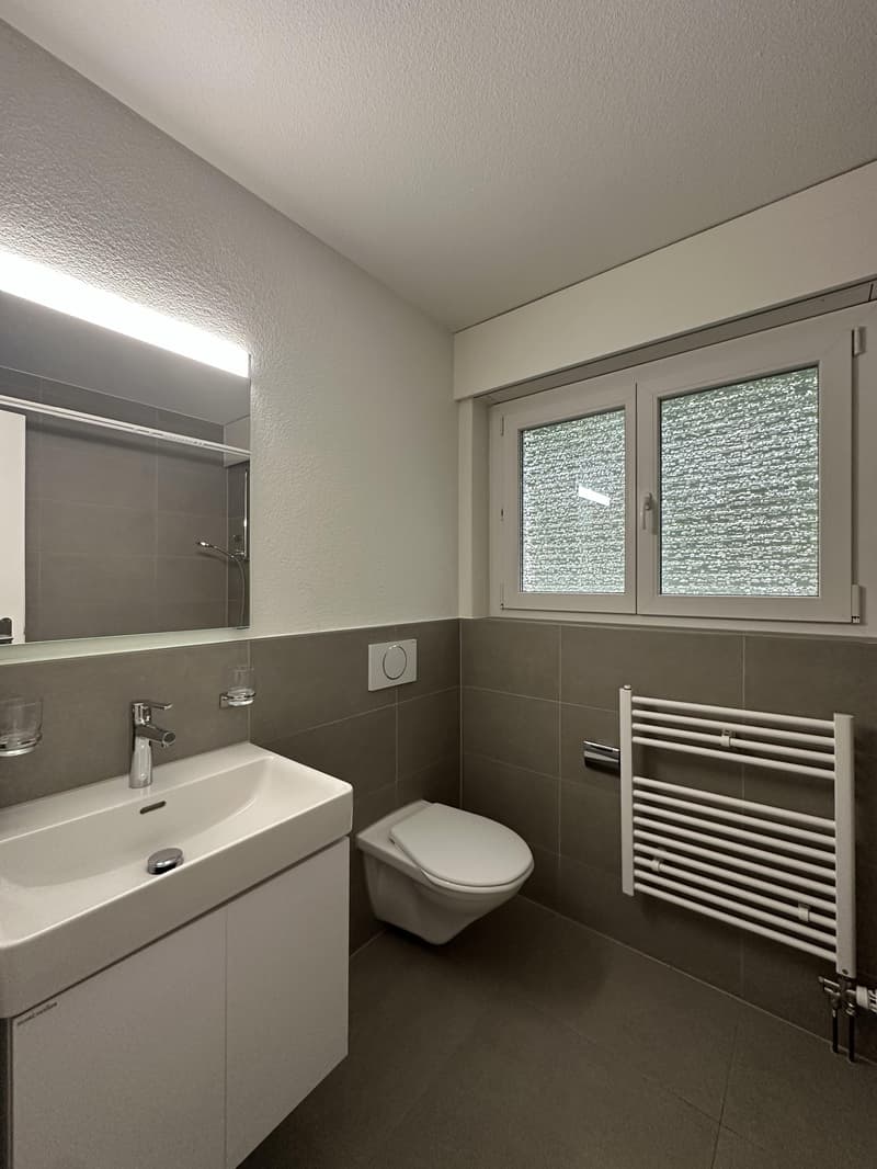 Gemütliche 4.5-Zimmerwohnung in Ipsach (3)